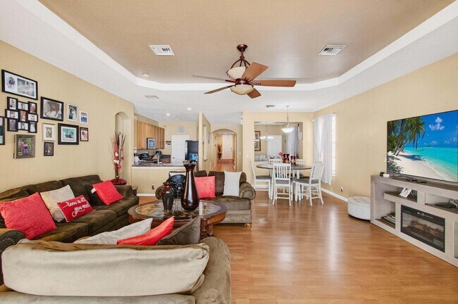 Building Photo - 5057 Sancerre Cir