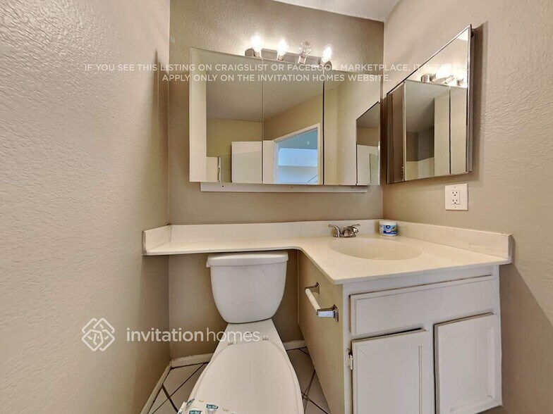Building Photo - 27683 Camino Bella