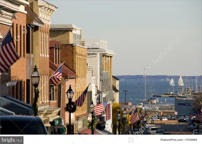 Building Photo - 2819 Berth Ct