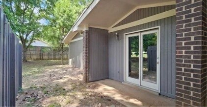 Building Photo - 146 Summerview Dr