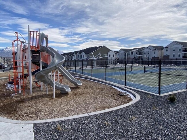 Building Photo - 3985 W 1960 N