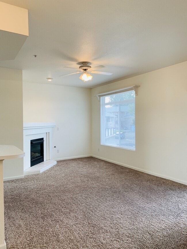 Building Photo - 1 Bed/1 Bath Condo - Great Location!