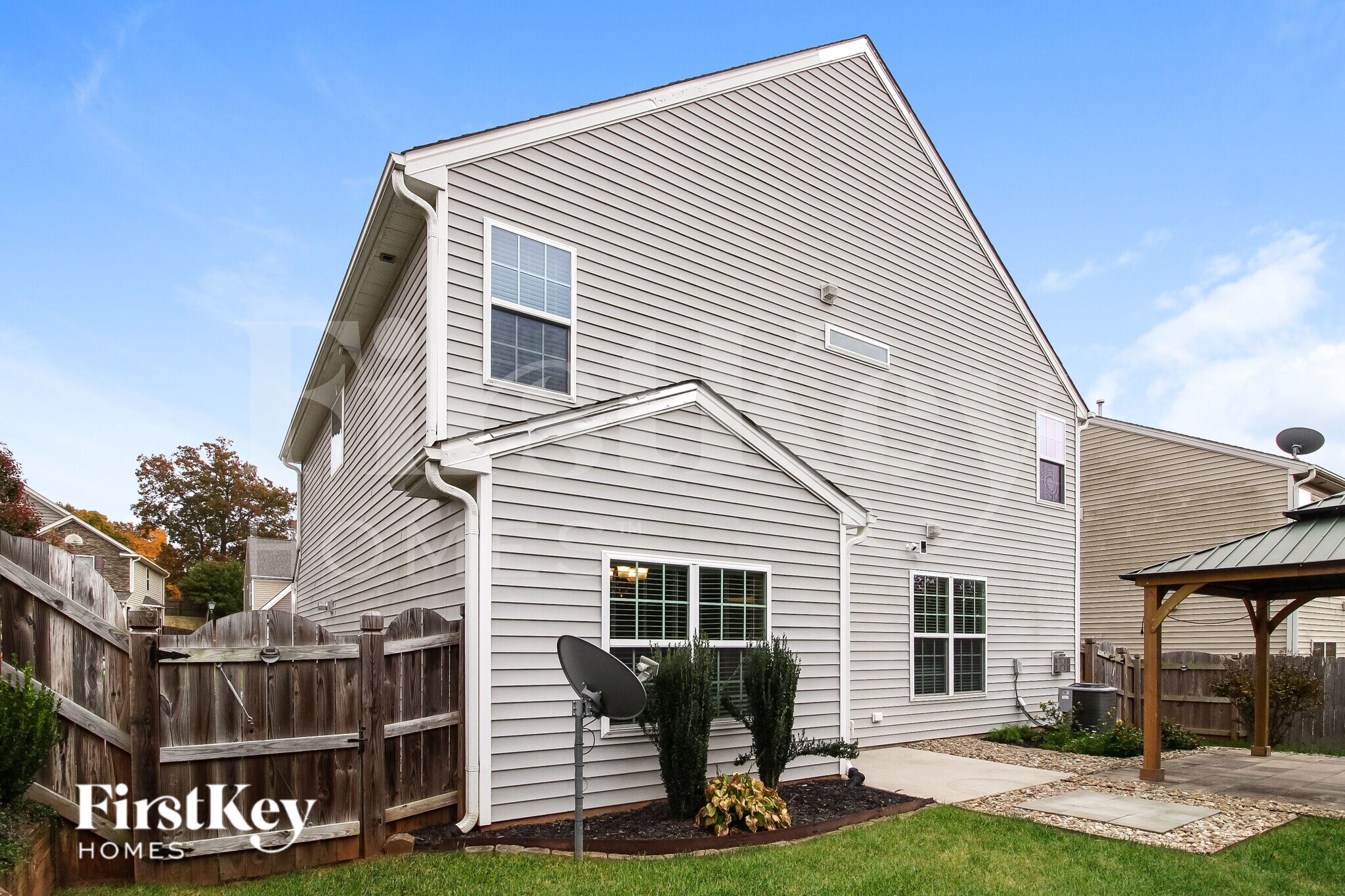 Building Photo - 2958 Mirasol Ct