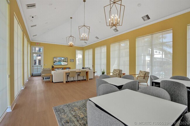 Building Photo - 381 E Cannery Row Cir