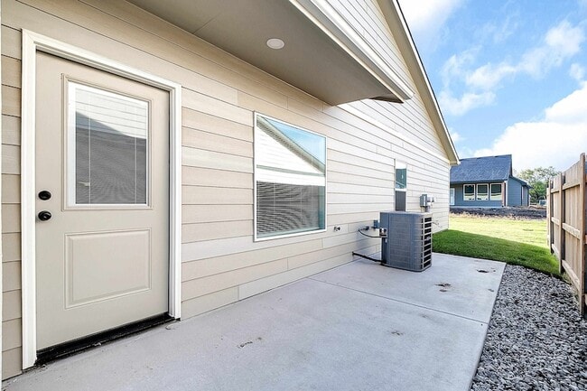 Building Photo - 625 Briarbrook Ln