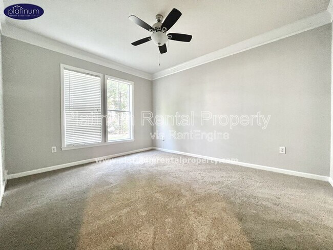 Building Photo - 1850 Cotillion Dr