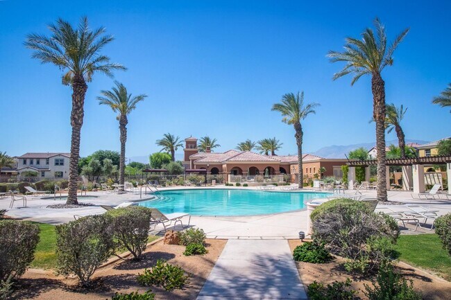 Building Photo - AVAILABLE NOW! GORGEOUS 3 BED / 2.5 BATH in Campanile in Cathedral City!