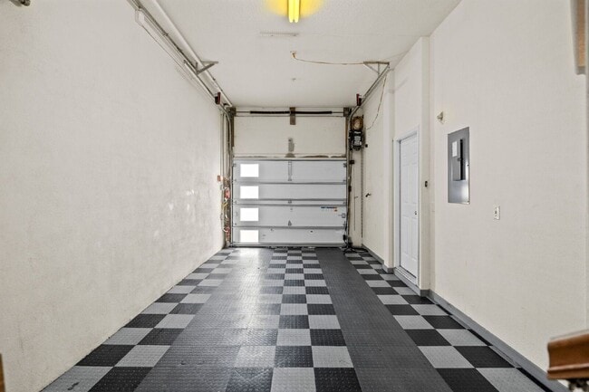 Building Photo - 1593 Pinellas Bayway S