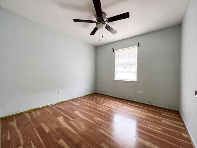 Building Photo - 7247 Cook Rd