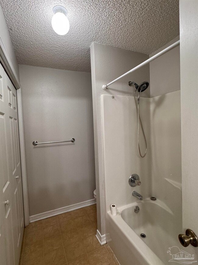 Building Photo - 3000 Brigantine Dr