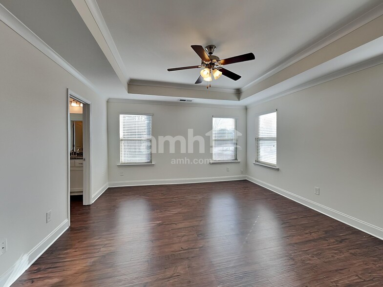 Building Photo - 1337 Weatherbrook Cir