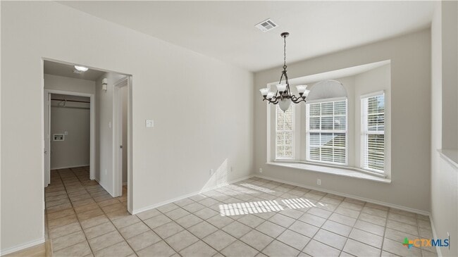 Building Photo - 821 Benning St