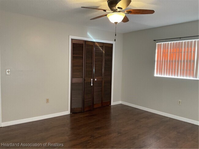 Building Photo - 106 Karola Dr