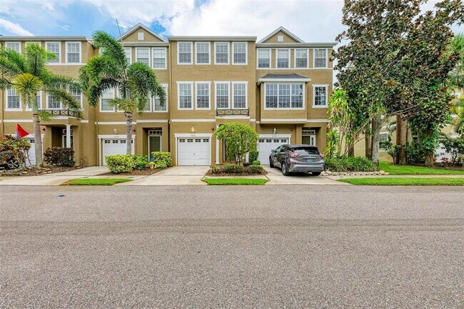 Primary Photo - 2926 Bayshore Pointe Dr