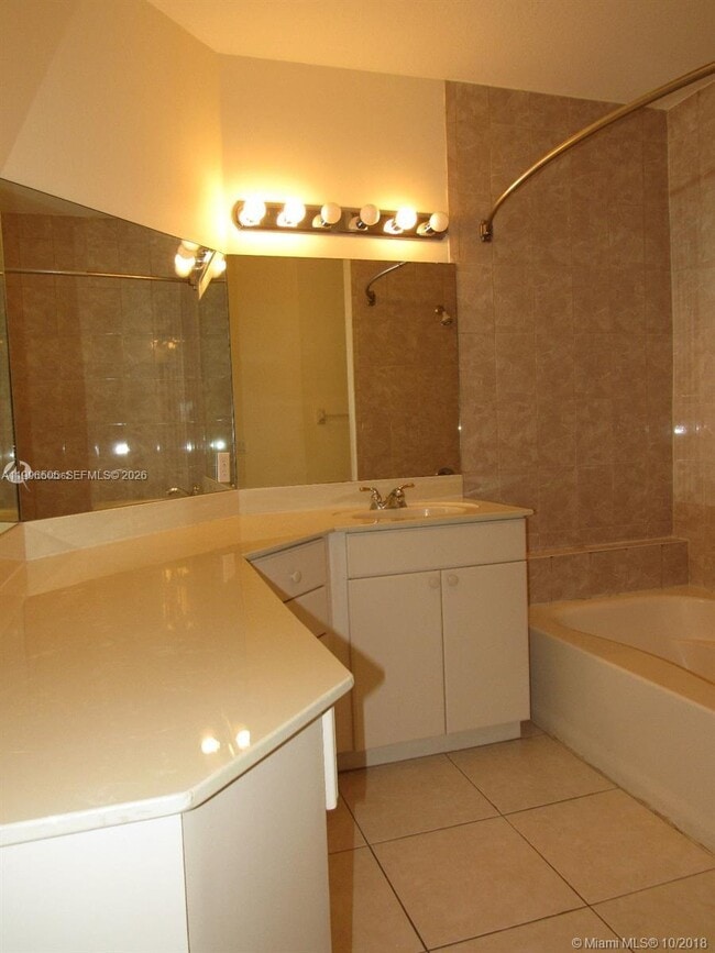 Building Photo - 14030 SW 51st Ln