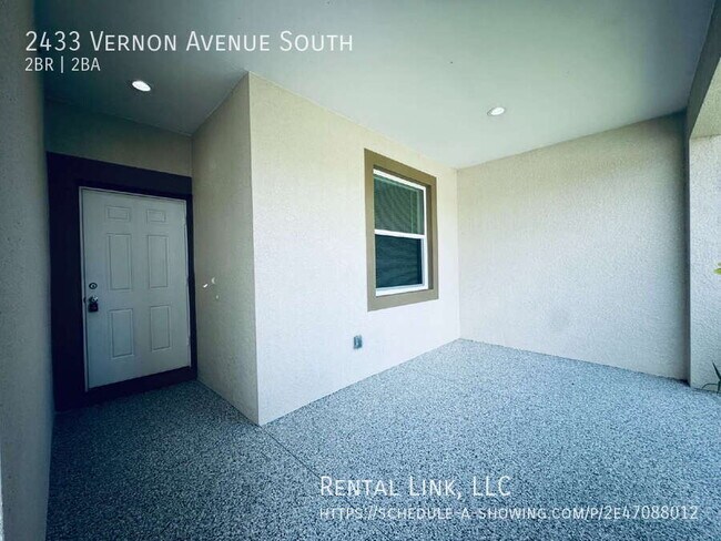 Building Photo - 2433 Vernon Ave S