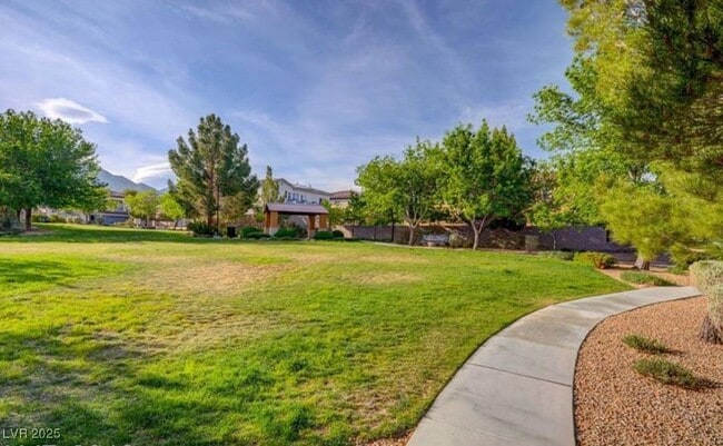 Building Photo - 620 Apricot Rose Pl