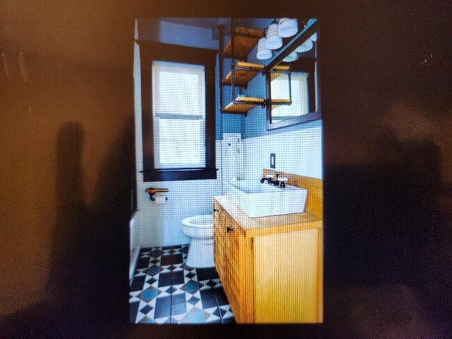 Building Photo - 306 E Bethune St