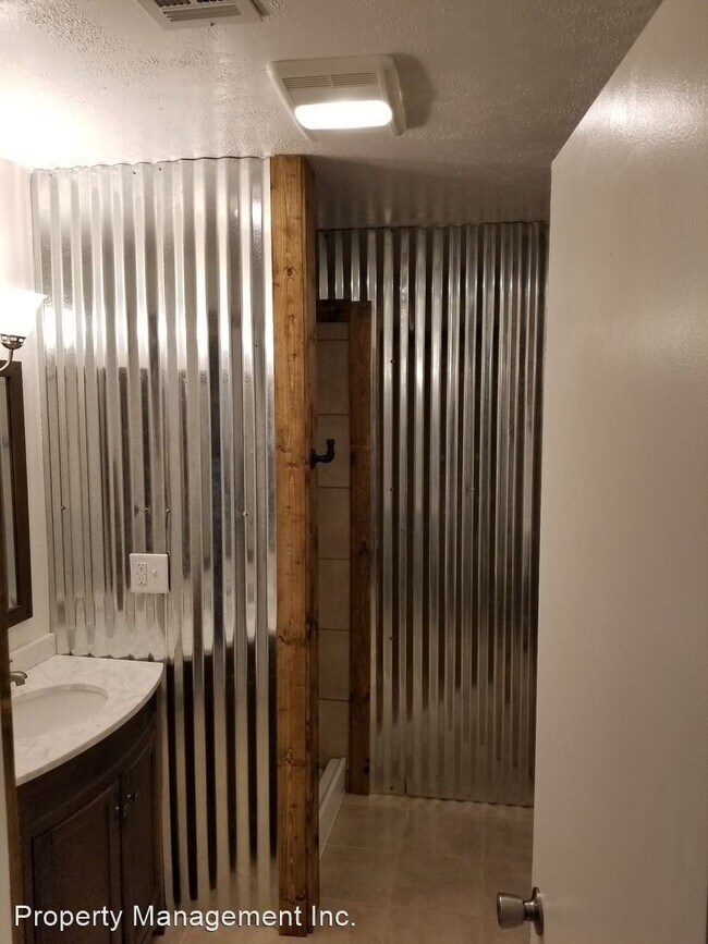 Building Photo - 1 br, 1 bath House - 2205 CR 4300