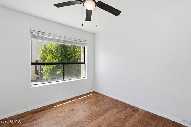 Building Photo - 8825 S 48th St