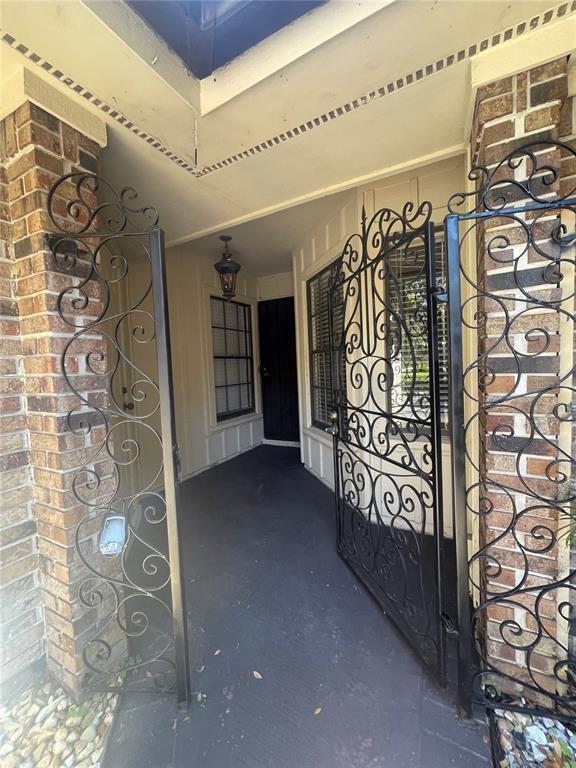 Building Photo - 7652 Spring Bay Cove