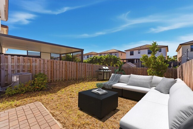 Building Photo - 25266 SW 107th Ave