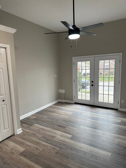 4TH BEDROOM OR OFFICE - 259 Grassmire Dr