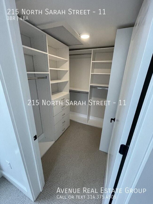 Building Photo - 215 N Sarah St