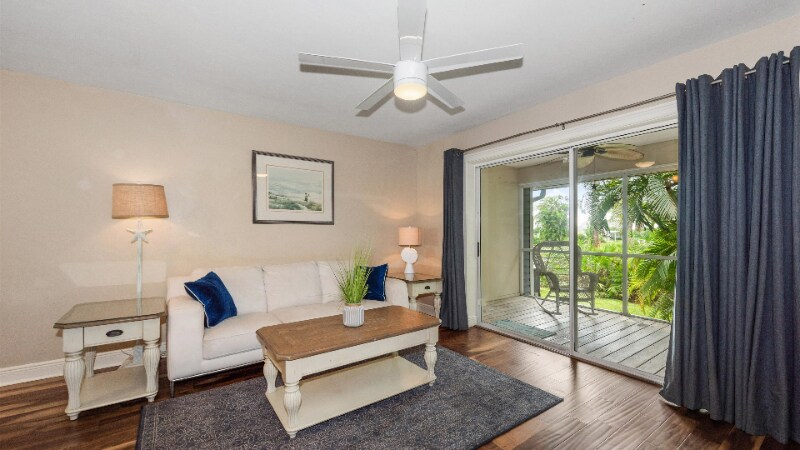 Building Photo - 6132 Lakefront Dr