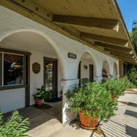 Building Photo - Casa Del Rio