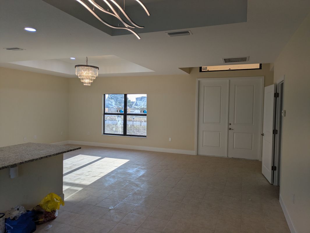 Building Photo - 1034 Chauncey Ave