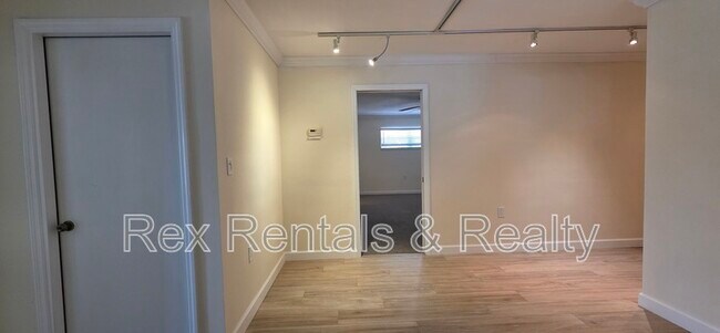 Building Photo - 4095 14th St NE