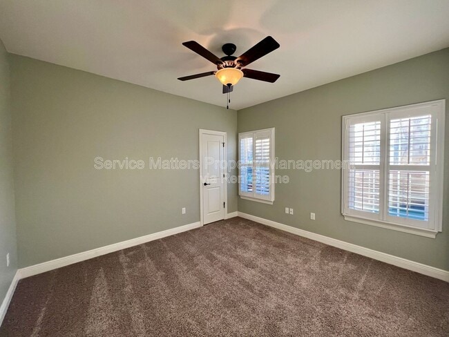 Building Photo - 2926 Greystone Dr