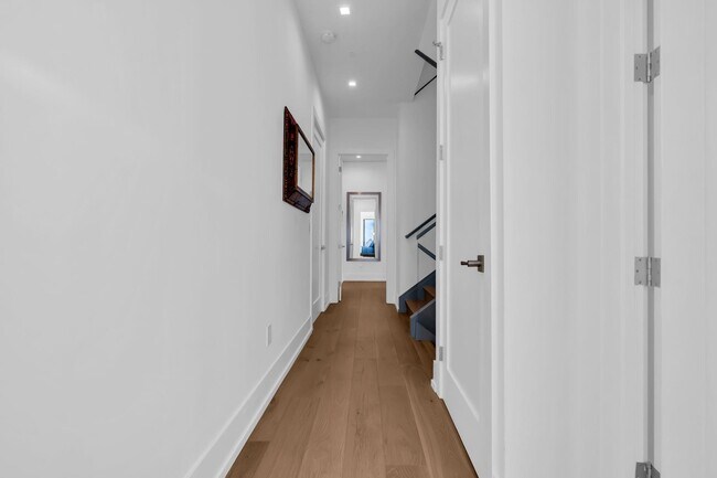 Building Photo - 200 Ocean Ave N