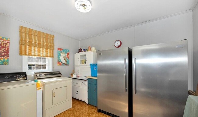 Building Photo - Charming 3 Bedroom, 2 Bathroom Home in Decatur, AL