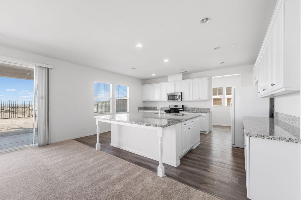 Building Photo - 37317 Paintbrush Dr
