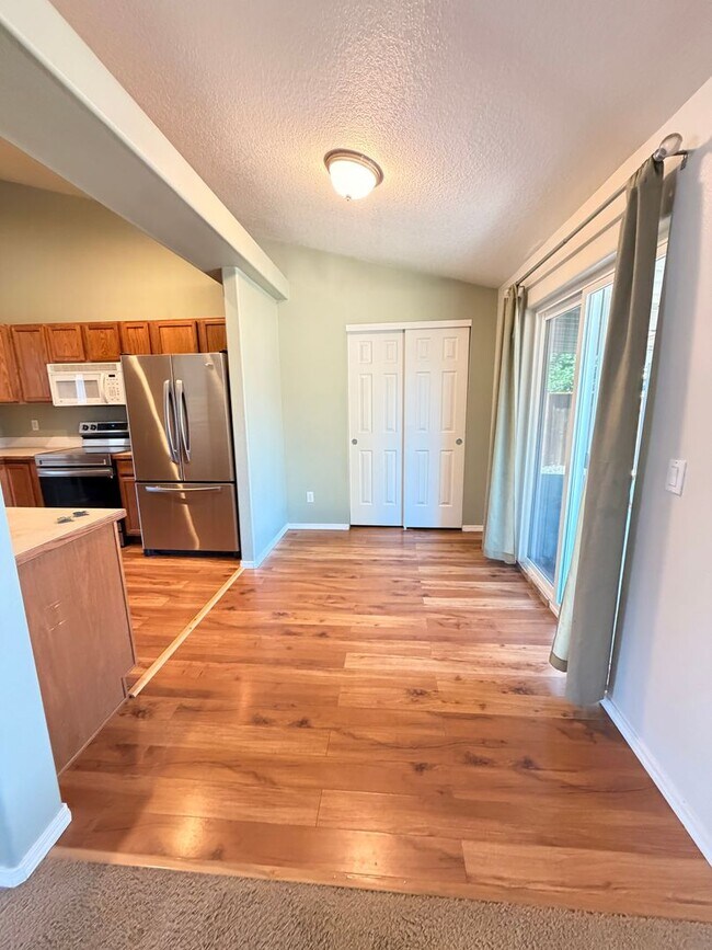 Building Photo - 3-Bedroom 2-Bathrrom home in Creswell