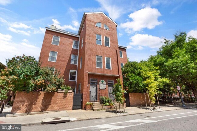 Building Photo - 1119 Pine St