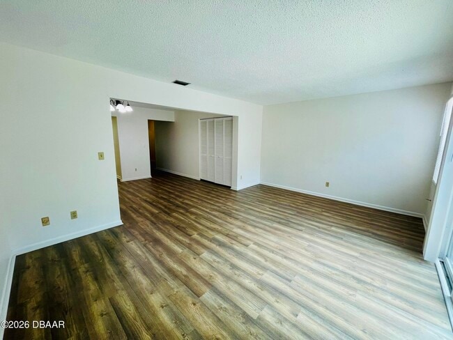 Building Photo - 112 Tomoka Meadows Blvd