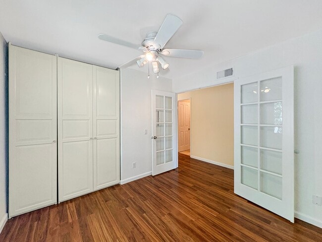 Building Photo - Stunning 3B/2.5BA Home in San Diego w/ Fir...
