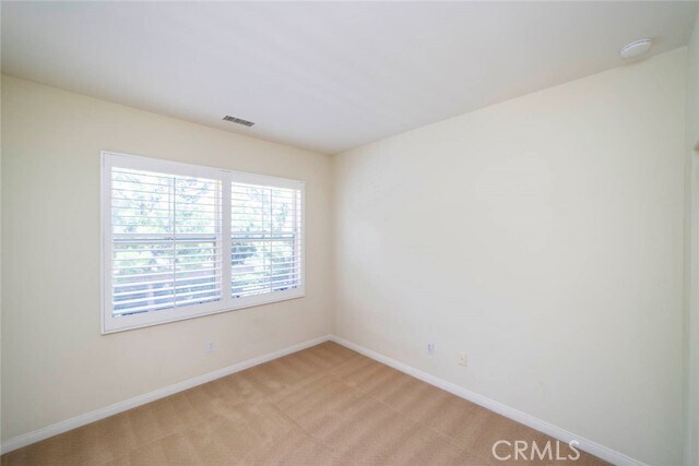 Building Photo - 33 Bromeliad