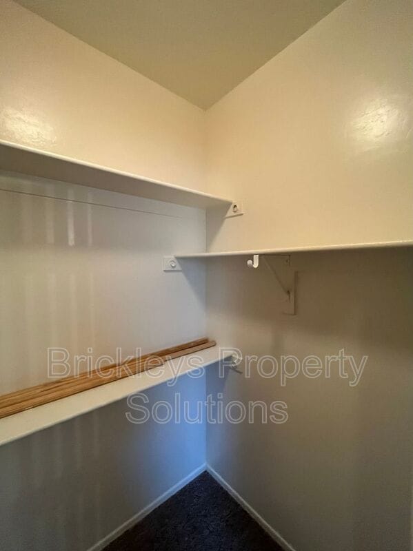 Building Photo - 10419 N 52nd Dr