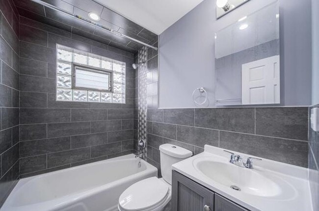 Building Photo - 15334 Doctor M.L.K. Jr Dr