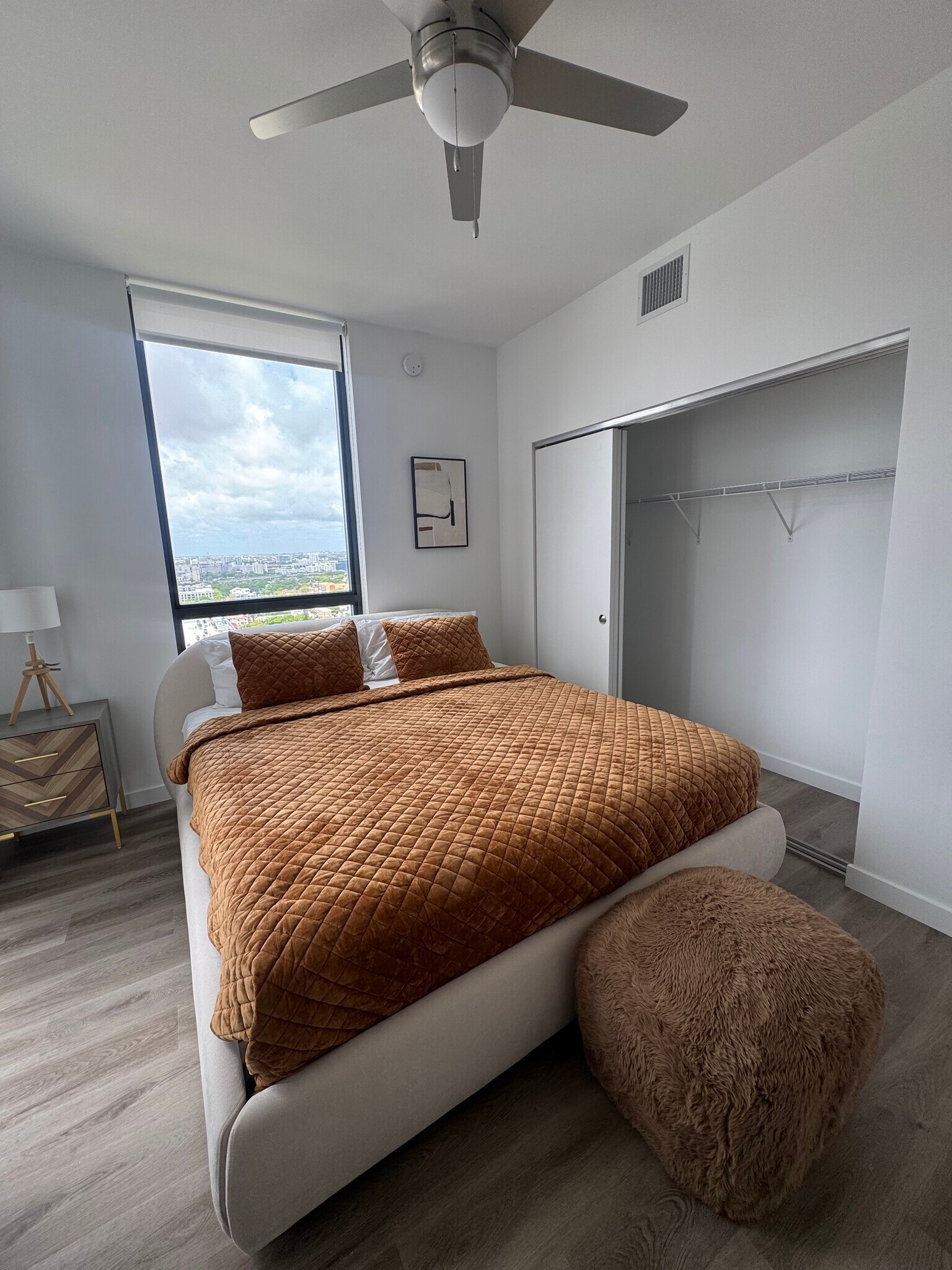 Building Photo - 253 NE 2nd St