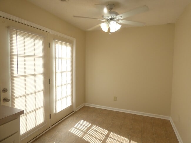 Building Photo - COMING SOON! Spacious Townhouse, W/D Hookups, Off-Street Parking, All Electric!