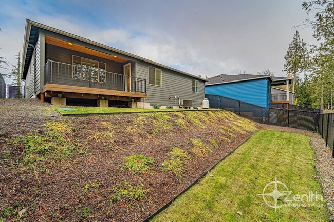 Building Photo - 134 Zephyr Dr