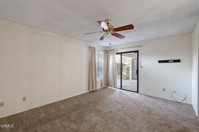 Building Photo - 5909 Sunny Palms Ave