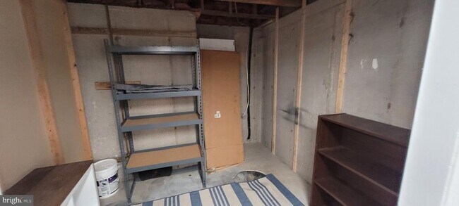 Building Photo - 262 Liberty Dr