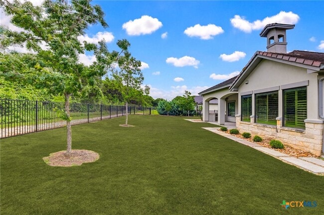 Building Photo - 2447 Wallaby Cir