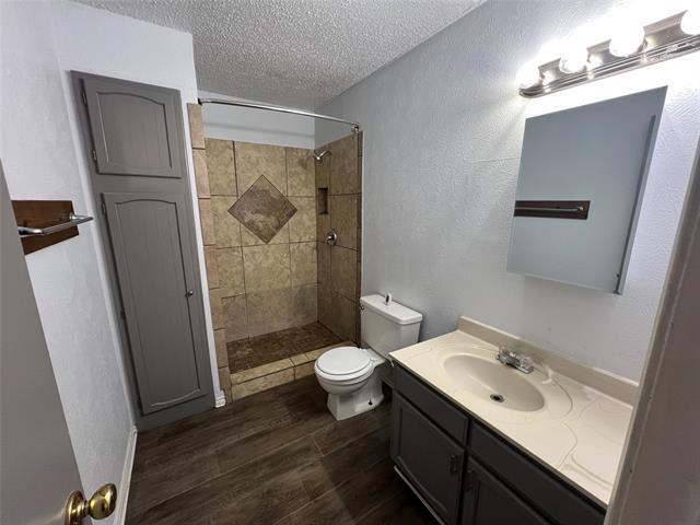Building Photo - 5405 Duchess Ct